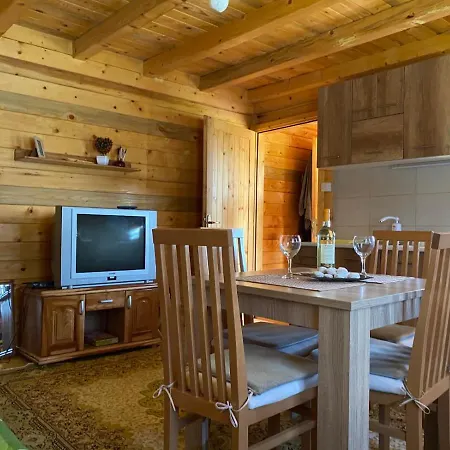 Etno Kuca Mladenovic * Raška